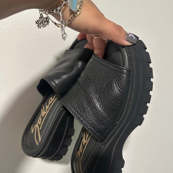 Zodiac Platform Sandals - Picture 3 of 4